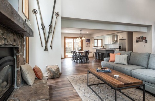 Warrior's Mark House | Summit Haven Home: Hot Tub, Stylish New Remodel