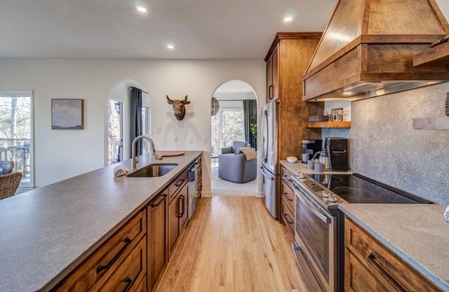 Big Canoe House | Summit Oaks Manor | Big Canoe Community