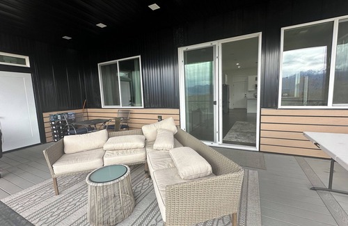 Gateway Apartment | Summit Ridge Guest Suite near Palmer