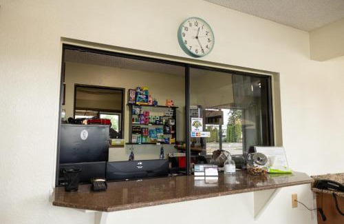 Sumner Hotel | Sumner Motor Inn