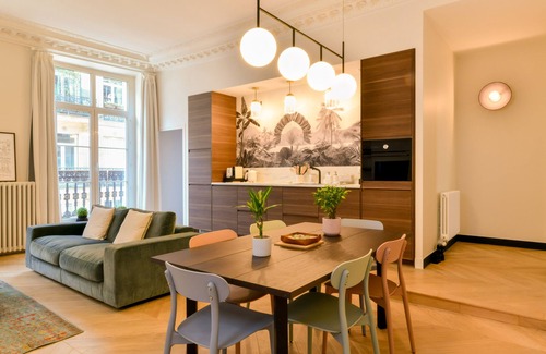 Quartier de la Porte-Saint-Denis Apartment | Sumptuous 3 Bedrooms Opéra - Grands Boulevards