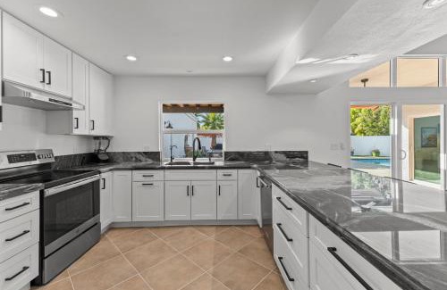 Mesa House | Sumptuous 4br House W Private Heated Pool