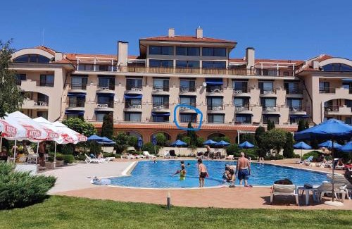 Kavarna Apartment | SUN AND FLOWERS APARTMENTS in front of the sea