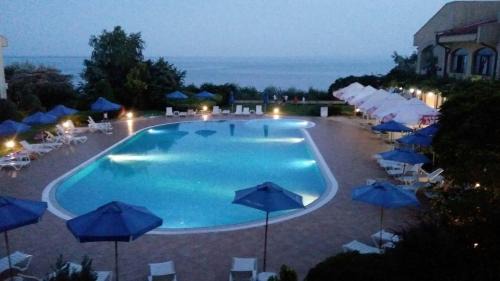 Kavarna Apartment | SUN AND FLOWERS APARTMENTS in front of the sea