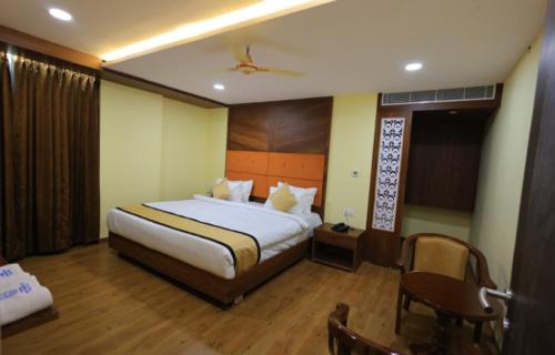 Palmaner Hotel | Sun castle