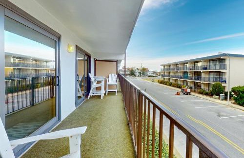 Midtown Ocean City Apartment | Sun Chaser 103