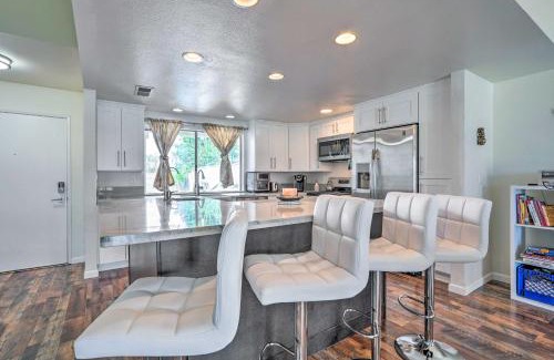 Palm Desert House | Sun-Dappled Palm Desert Retreat with Pool and Spa