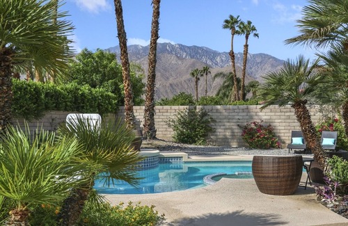 Vista Norte House | Sun Drenched Getaway