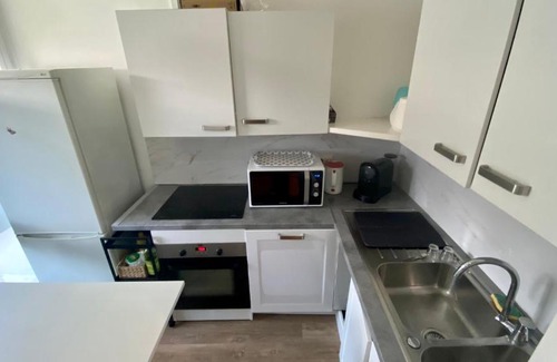 Perralliere Apartment | Sun & Fun, calme et verdure, parking gratuit