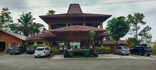 Karanganyar Hotel | SUN GARDEN