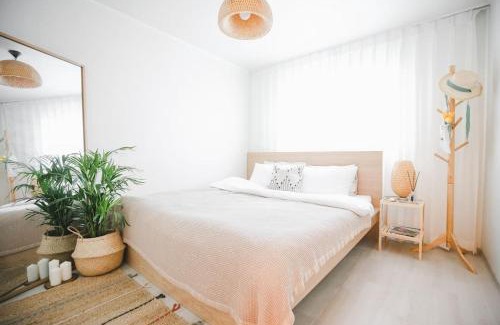 Yeonnam-dong Apartment | Sun House - Hongdae AREXstation15mins