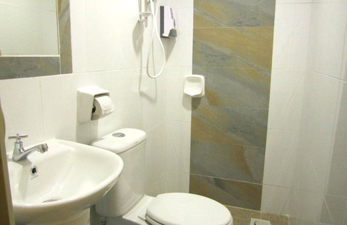 Pekan Melayu Hotel | Sun Inns Rest House Kuantan