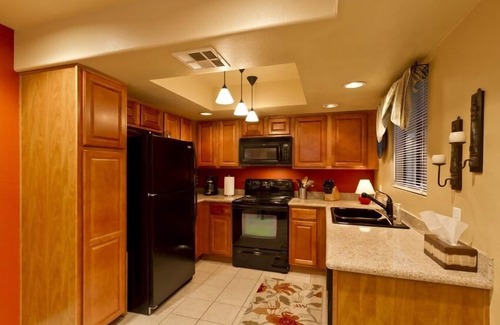 Central Scottsdale Condo | Sun Kissed Cozy 1 BR Condo/Com Pool/Scottsdale