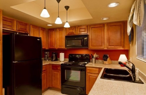 Central Scottsdale Condo | Sun Kissed Cozy 1 BR Condo/Com Pool/Scottsdale