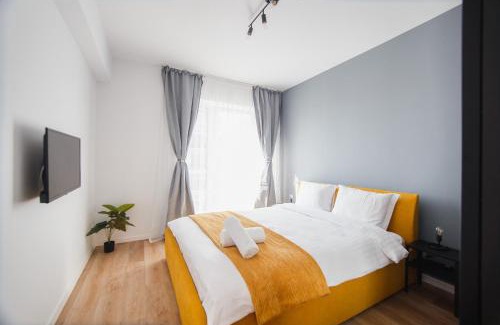 Oradea Apartment | Sun-Kissed Oasis