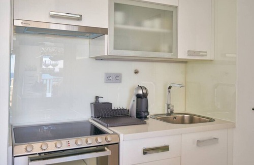Nikki Beach Condo | Sun Lover's Paradise. Private rooftop seaview terrace, amazing romantic holiday