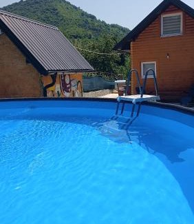 Zenica-Doboj Canton House | Sun-Moon Apartment