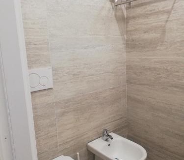 Rione XVIII Castro Pretorio House | Sun Moon