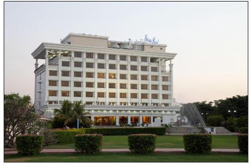 Shirdi Hotel | Sun-n-Sand Shirdi