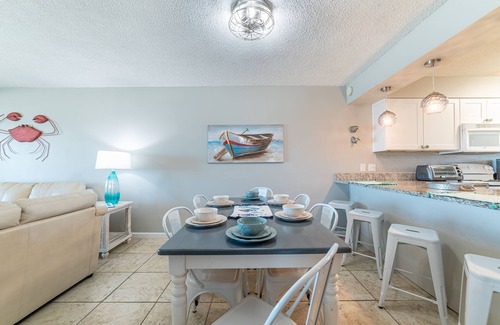 Biltmore Beach Condo | Sun N' Surf Regency Towers 515-Beachfront-Renovated-2Bd/2Ba/Sleeps 8-Fabulous Views!