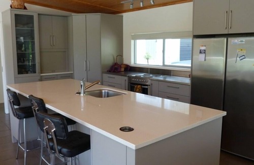 Gisborne House | Sun Ray House.
