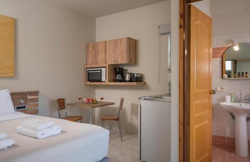 Agia Marina Apartment | Sun Ray Studios
