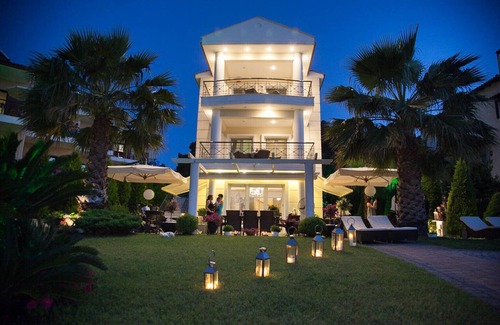 Polichrono Apartment | Sun Residence 3500 m palm garden by the sea