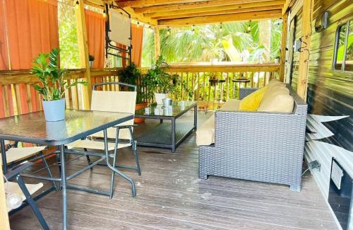 Naples Other | Sun RV in Trailer park