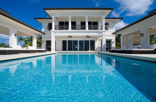 Rum Point Villa | Sun Salutations villa