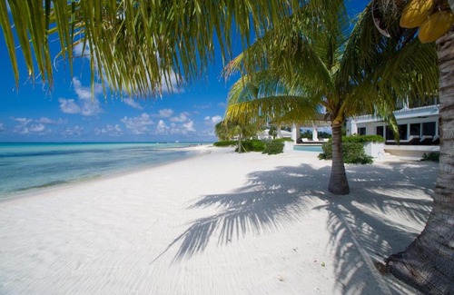 Rum Point Villa | Sun Salutations
