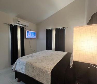 Discovery Bay House | Sun Sand n Sea Sojourn