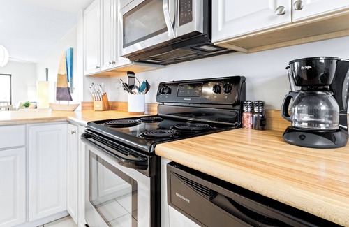 Port Canaveral Condo | Sun & Sand Oasis Beachfront Condo w/Island Kitchen & Views