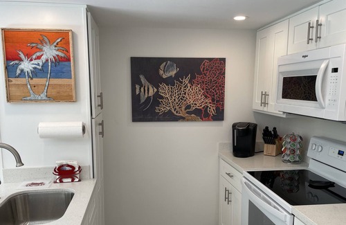 Williams Town Condo | Sun, Sand & Sea at our Coral Beach studio