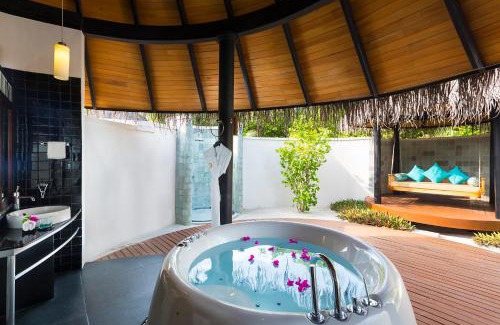Iru Fushi Resort | Sun Siyam Iru Fushi with Free Transfer