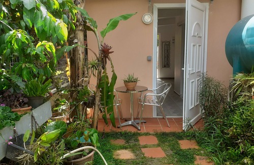 Le Lamentin Apartment | Sun Studio