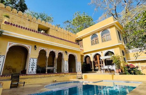 Jaipur Villa | Sunar Bagh An Exclusive 3 bedroom Mountain Castle