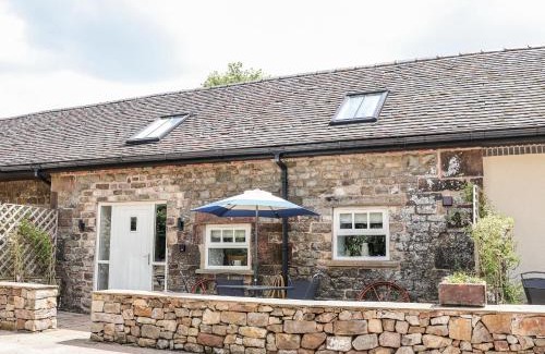 Tunstall House | Sunbird Cottage