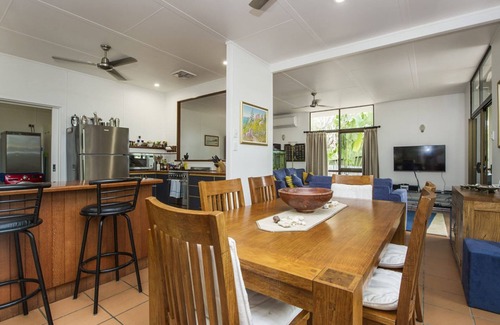 Horseshoe Bay House | Sunbird Retreat, Horseshoe Bay