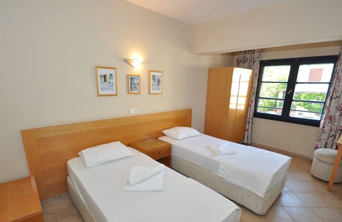Icmeler City Center Apartment | SUNBLUE APART HOTEL