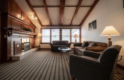 Steamboat Springs Hotel | Sunburst Condominiums