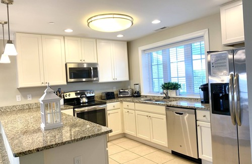 Ocean City Condo | SunburstParadise: LUX TH OceanView DOWNTOWN BOARDWALK 3BR 3BA with 2 Car Garage