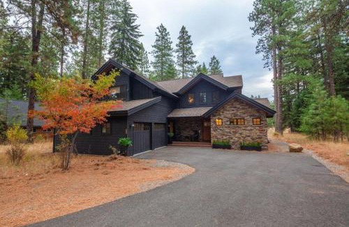 Cle Elum House | Suncadia 5 Bed Refined Alpine Home