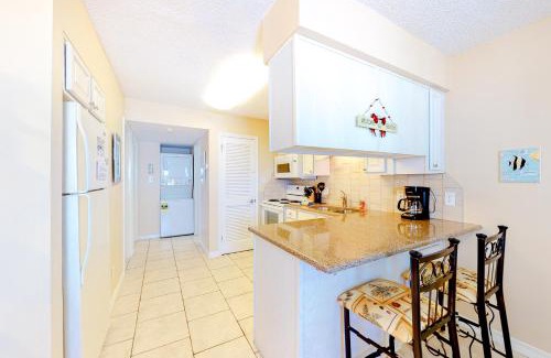 Gulf Shores Apartment | Sunchase #203