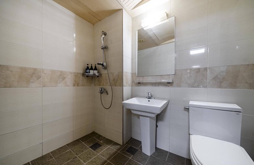 Saengmok Hotel | Suncheon E