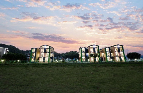 Tarimok House | Suncheonbay Garden Pension