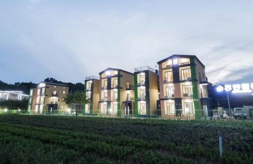 Tarimok House | Suncheonbay Garden Pension
