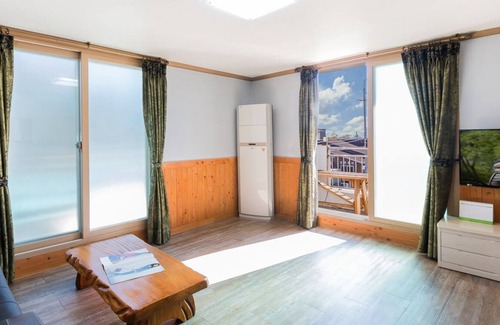 Hadae House | Suncheonman Jeongmun Pension