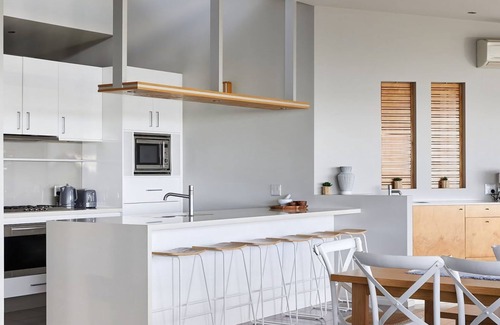 Nelson Bay Apartment | Sundance - Family friendly holiday home in Nelson Bay with ocean views