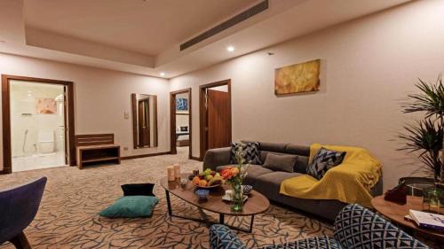 Jeddah Hotel | Sunday Emerald Hotel
