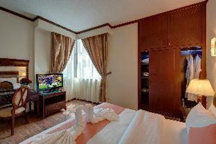 Sharjah Apartment | Sunday Sharjah Aparthotel formerly Royal Tulip